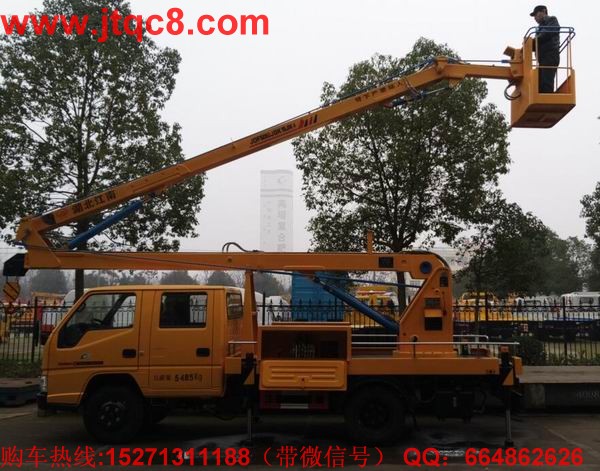 江玲16米高空作業(yè)車(國四)江鈴底盤加裝上裝部分而成;液壓式三節(jié)折疊臂,最大作業(yè)高度16米,作業(yè)輻度7.3米; 采用國產、進口換向閥及液壓油缸,換向平穩(wěn),操作靈活方便;隨車安裝四個液壓支腿,以保證整車在操作時的穩(wěn)定性與安全性;支腿與工作臂互鎖,安全可靠,防止誤操作過位.